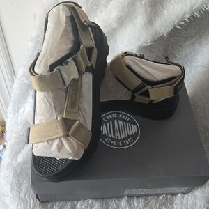 Palladium Tan Sandals Durable Comfort Style